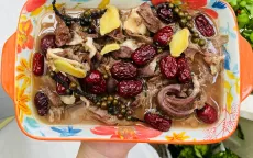 Cách làm tim heo hấp táo đỏ bổ dưỡng