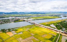 Hợp long cầu dài nhất trên cao tốc Bắc Nam đoạn qua Quảng Bình
