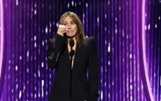 Miley Cyrus trở thành Huyền thoại Disney trẻ tuổi nhất
