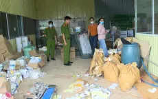 Triệt phá 4 kho xưởng sản xuất thuốc diệt cỏ giả thu giữ hơn 4.800 sản phẩm