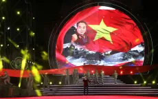Lễ kỷ niệm 20 năm thành lập thành phố Đồng Hới (Quảng Bình)