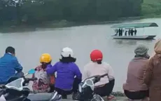 Tìm thấy thi thể người đàn ông đi bắt cáy bị lật bè trên biển