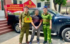 Bắt đối tượng dùng bả trộm chó, thu nhiều hung khí để phòng thân