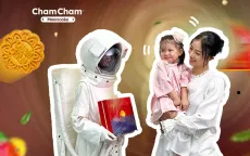 ELM Pamyeuoi “Biểu cảm đáng yêu” khi được đón trung thu cùng mẹ Salim