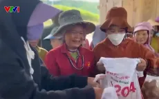 “Chợ 0 đồng” cho người dân vùng cao ở Quãng Ngãi