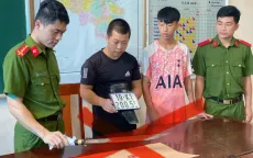 Nhóm thanh niên vô cớ chém người đi đường, đăng lên mạng khoe “chiến tích”
