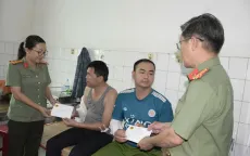 Tiền Giang: Hai chiến sĩ công an bị thương khi làm nhiệm vụ