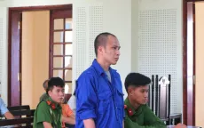 Chém người vì nghi ngờ có quan hệ bất chính với vợ mình