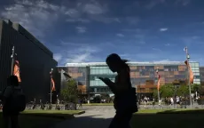 Các trường đại học tại Australia phản đối hạn ngạch sinh viên quốc tế