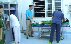 Trưởng Công an xã ở Lào Cai bị thiếu niên 16 tuổi tông trọng thương