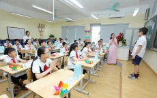 Chào năm học mới 2024: Dám thay đổi để "đón bình minh mới"