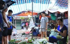 Khắc phục sự cố, ổn định thị trường các địa phương "tâm bão"