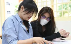 Loạt trường đại học cho sinh viên học trực tuyến sau bão số 3