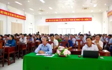 Vùng 2 Hải quân tuyên truyền biển, đảo cho hơn 200 cán bộ chủ chốt tỉnh Trà Vinh