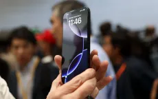 iPhone 16 tích hợp AI: "Ăn theo" hay đột phá?