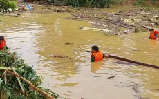 Tìm kiếm cứu hộ nạn nhân vụ sạt lở tại thôn Làng Nủ trên diện tích trải dài 6km