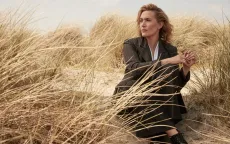 Kate Winslet: Phụ nữ xinh đẹp hơn khi già đi