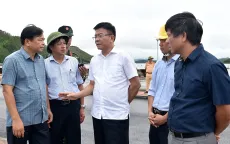 Phó Thủ tướng Lê Thành Long kiểm tra vận hành hồ thủy điện Thác Bà
