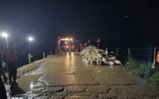 Xảy ra 25 sự cố đê điều do ảnh hưởng của mưa lũ lớn tại 9 tỉnh, thành phố