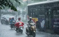 Mưa dông nhiều nơi trên cả nước, có nơi trên 120 mm