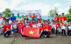 Ước mơ mang hàng ngàn tủ thuốc đến với trẻ em vùng cao