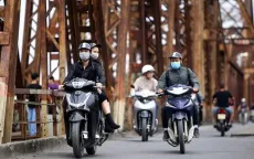 Miền Bắc sáng sớm se lạnh, miền Nam chiều tối mưa dông