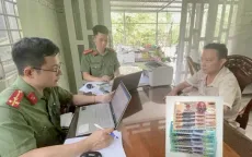 Khởi tố 8 đối tượng tàng trữ, lưu hành hơn 400 triệu tiền giả