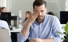 Làm thế nào để xử lý khi bạn cảm thấy kiệt sức ở nơi làm việc?