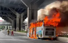 Cháy xe bus chở học sinh ở Thái Lan, ít nhất 25 người thiệt mạng