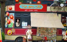 Thủ đô Hà Nội - Những dấu son còn mãi - Tập 2: Một thời đạn bom, một thời hòa bình