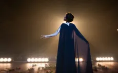 Angelina Jolie có thực sự hát opera trong phim Maria?