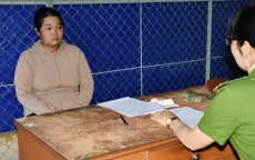 “Nữ quái” giả vờ mua hàng, tráo đổi vàng giả lấy vàng thật