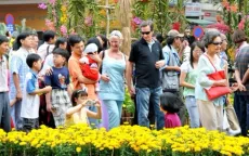 Tăng tốc đón khách quốc tế mùa cuối năm