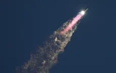 SpaceX thu hồi thành công tầng đẩy tên lửa Starship trong lần thử nghiệm bay thứ 5