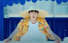 Jin (BTS) sẽ phát hành sản phẩm âm nhạc mới vào tháng 11