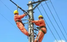 Cấp điện trở lại cho gần 650.000 khách hàng sau bão số 6