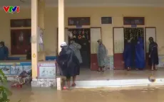 Nhiều học sinh Quảng Trị chưa thể đến trường sau lũ