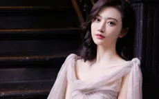 Cảnh Điềm phục hồi sau phẫu thuật chân vì đóng phim