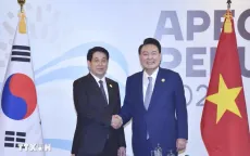 Chủ tịch nước Lương Cường hội kiến Tổng thống Hàn Quốc nhân dịp dự APEC 2024