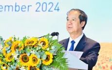 Bộ trưởng Bộ GD-ĐT nêu 10 yếu tố làm nên hạnh phúc cho người học