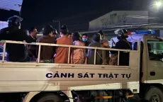 Tạm giữ nhiều đối tượng tổ chức, sử dụng ma túy trong quán karaoke “chui”