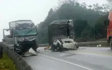 Hai ô tô tải đâm nhau trên cao tốc Nội Bài - Lào Cai, 2 người tử vong