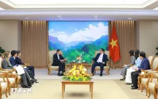 Thủ tướng Phạm Minh Chính tiếp lãnh đạo Quỹ đầu tư Kohlberg Kravis Roberts