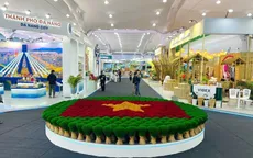 Tham quan Khu trưng bày thành tựu 80 năm QĐND Việt Nam