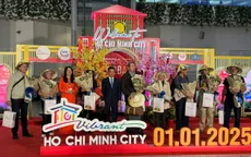 TP Hồ Chí Minh đón những vị khách đầu tiên trong năm mới