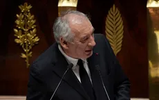 Thủ tướng Pháp mở đường đàm phán lại cải cách lương hưu của Tổng thống Macron