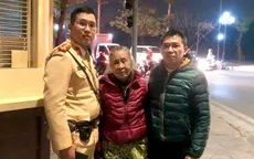 CSGT Hà Nội tận tâm giúp cụ bà 81 tuổi đi lạc trở về với gia đình