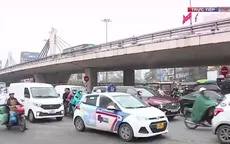 Lưu lượng phương tiện giao thông ở Hà Nội tăng đột biến trước Tết