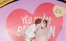 Trần Ngọc Vàng hôn Kaity Nguyễn trong buổi ra mắt phim Tết "Yêu nhầm bạn thân"