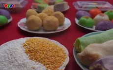 Giới trẻ gìn giữ món bánh truyền thống
